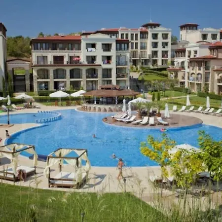 Gl Resort Apartments